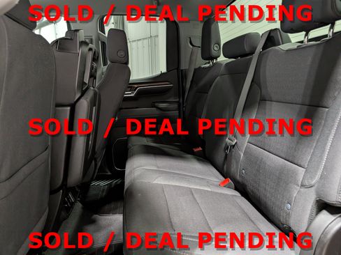 Used 2024 Chevrolet Silverado 1500 LT image 15