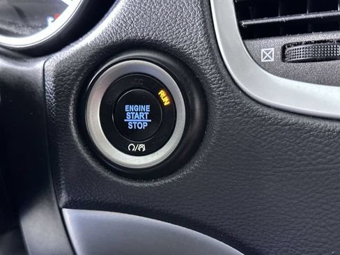 Used 2020 Dodge Durango SXT AWD/4WD image 17