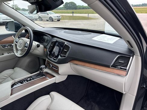 Used 2017 Volvo XC90 T6 Inscription w/ Vision Package AWD/4WD image 30