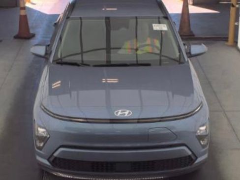 Used 2024 Hyundai Kona SEL FWD image 3