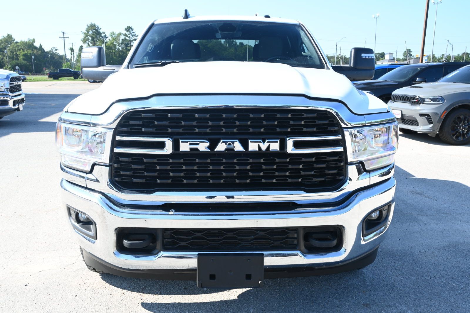 Used 2024 RAM 2500 Big Horn AWD/4WD image 6