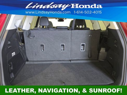 Used 2023 Subaru Ascent Limited w/ Technology Package AWD/4WD image 8