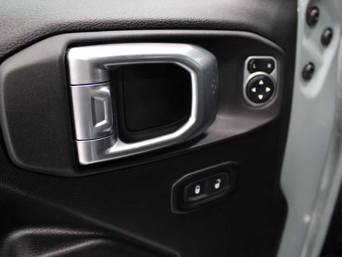 Used 2024 Jeep Wrangler Sport w/ Convenience Group AWD/4WD image 16