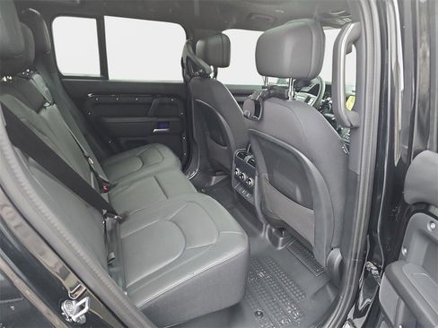New 2026 Land Rover Defender 110 V8 image 11