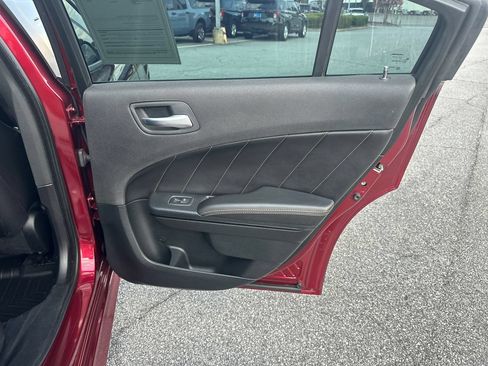 Used 2018 Dodge Charger R/T RWD image 18
