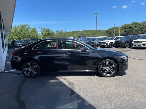 Used 2019 Mercedes-Benz A 220 4MATIC image 4