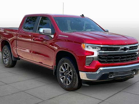 Used 2023 Chevrolet Silverado 1500 LT AWD/4WD image 3