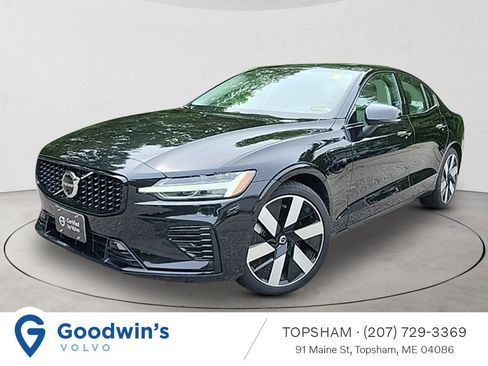 Certified 2024 Volvo S60 T8 Plus image 1