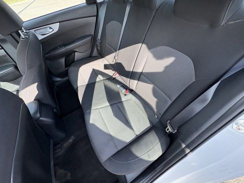 Used 2023 Kia Forte LXS image 21