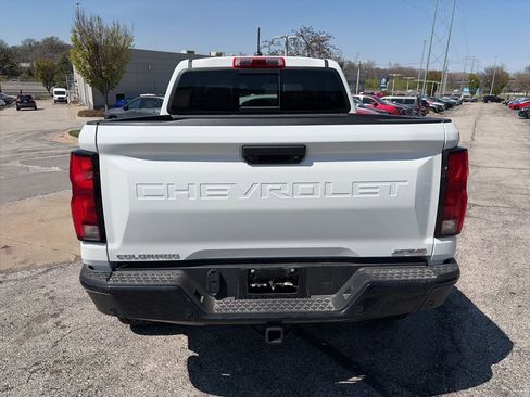 Used 2026 Chevrolet Colorado ZR2 w/ Technology Package image 6