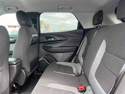 Used 2024 Chevrolet TrailBlazer LT FWD image 13