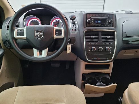 Used 2015 Dodge Grand Caravan American Value Package w/ UConnect Hands-Free Group image 22