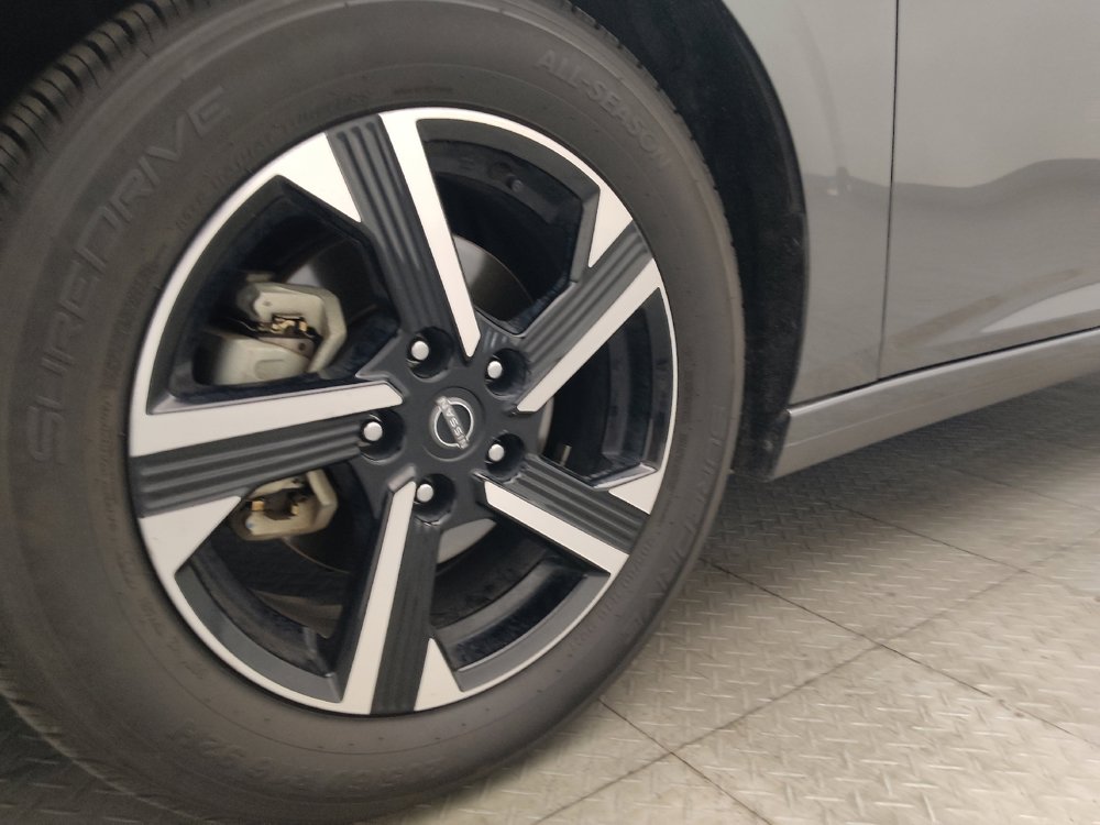 Used 2025 Nissan Sentra SV FWD image 31