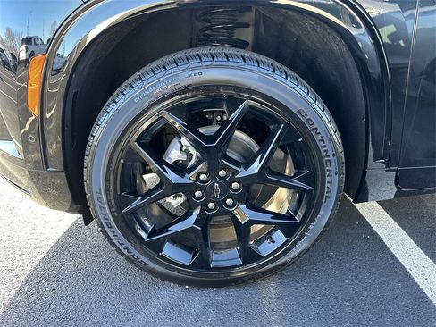 Used 2025 Chevrolet Traverse RS w/ LPO, Floor Liner Package image 10