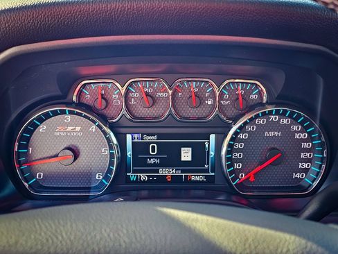 Used 2017 Chevrolet Silverado 1500 LT w/ LT Convenience Package image 17