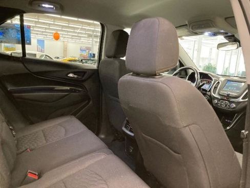 Used 2019 Chevrolet Equinox LT FWD image 14