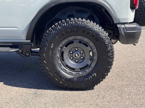 Certified 2023 Ford Bronco Everglades AWD/4WD image 14