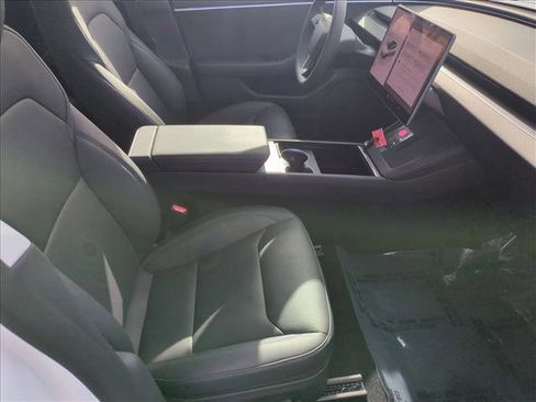 Used 2025 Tesla Model 3 Long Range image 23