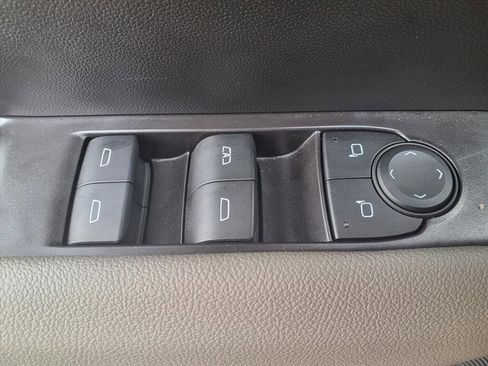 Used 2025 Chevrolet Colorado ZR2 image 11