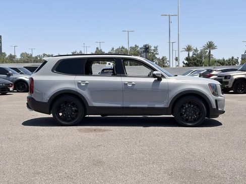 Used 2021 Kia Telluride SX w/ SX Prestige Package AWD/4WD image 5