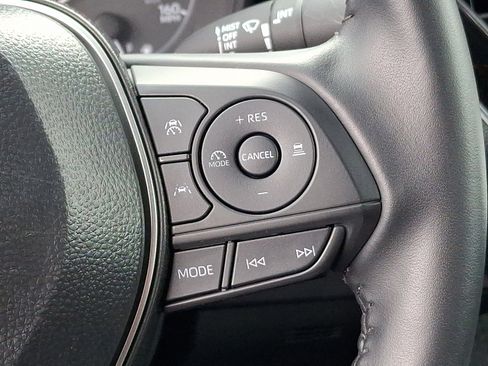 Certified 2025 Toyota Corolla SE image 21