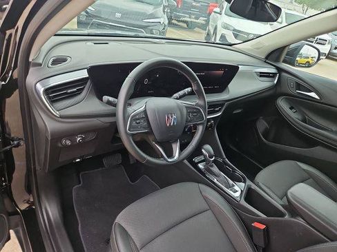 Used 2025 Buick Encore GX Preferred FWD image 10