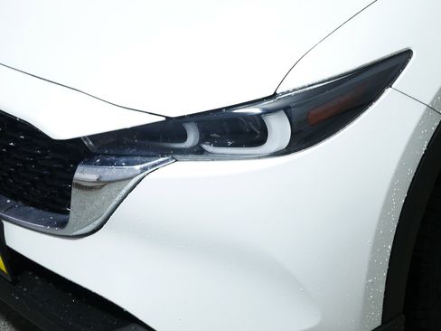 Used 2023 MAZDA CX-5 AWD 2.5 S w/ Premium Package image 16