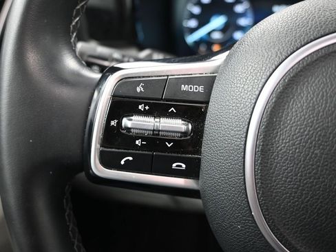 Certified 2023 Kia Sorento SX image 28