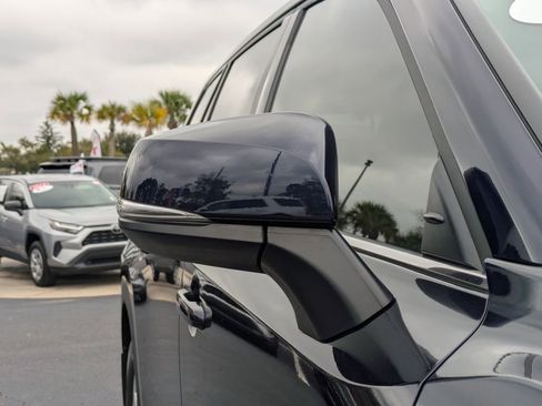 Certified 2025 Toyota Grand Highlander AWD Hybrid image 12