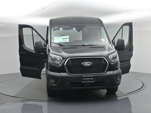 New 2026 Ford Transit 250 148 Medium Roof w/ Exterior Upgrade Package RWD image 30