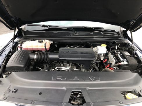 Certified 2023 RAM 1500 Big Horn AWD/4WD image 17