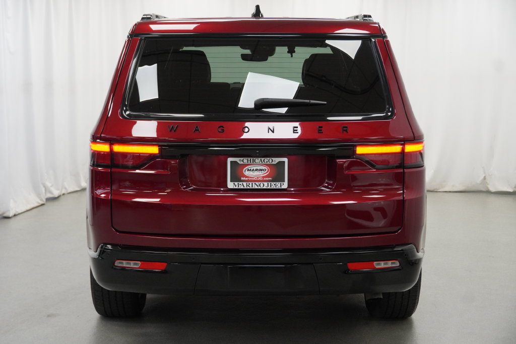 Used 2024 Jeep Wagoneer Series II AWD/4WD image 15