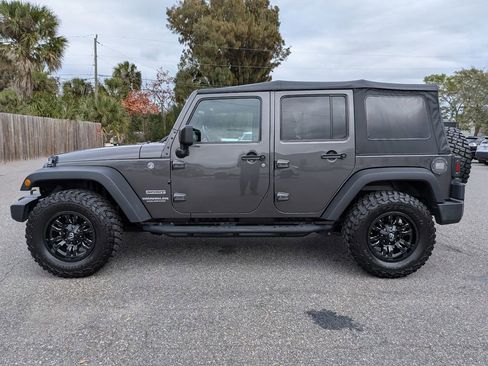 Used 2017 Jeep Wrangler Unlimited Sport w/ Quick Order Package 24S image 9