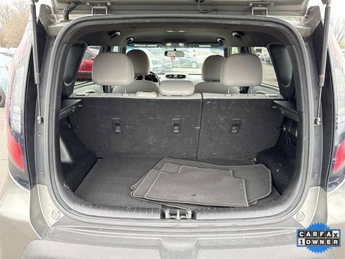 Used 2015 Kia Soul + image 12