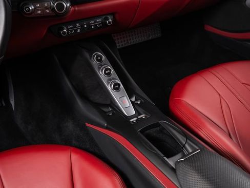 Used 2021 Ferrari 812 GTS RWD image 29