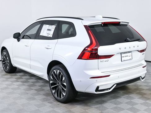 New 2026 Volvo XC60 B5 Ultra w/ Protection Package Premier AWD/4WD image 3