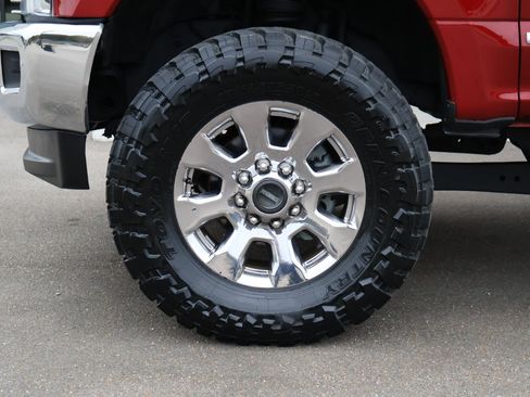 Used 2019 Ford F250 Lariat w/ Lariat Ultimate Package image 13