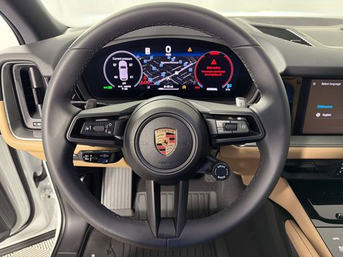 Used 2026 Porsche Cayenne AWD/4WD image 11