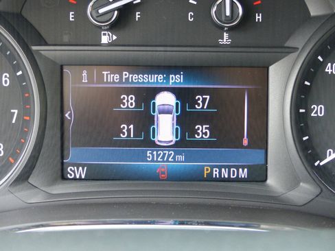 Used 2019 Buick Encore Essence w/ Experience Buick Package AWD/4WD image 30