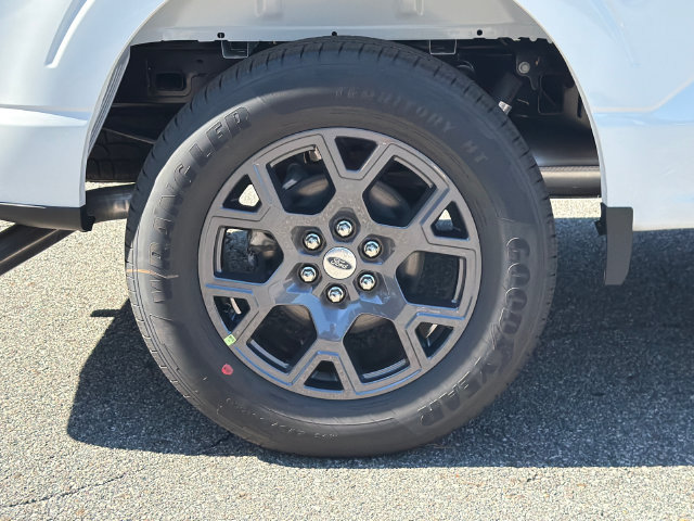 New 2026 Ford F150 STX w/ Equipment Group 200A RWD image 19