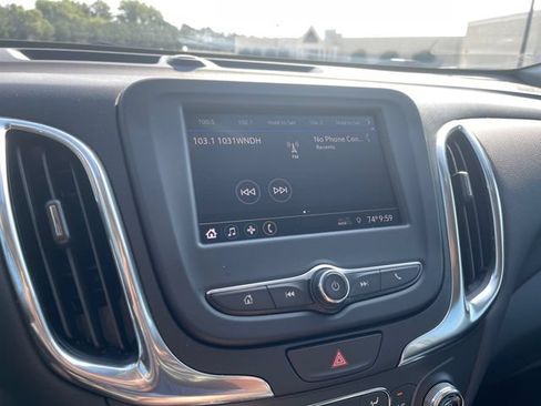 Used 2021 Chevrolet Equinox LT FWD image 19