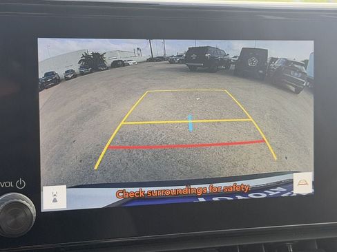 Used 2025 Toyota RAV4 XLE FWD image 16