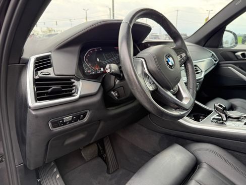 Used 2022 BMW X5 xDrive40i w/ Parking Assistance Package AWD/4WD image 20