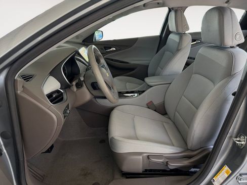 Used 2023 Chevrolet Malibu LS image 11