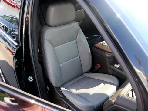 Used 2021 Chevrolet Tahoe LT image 16