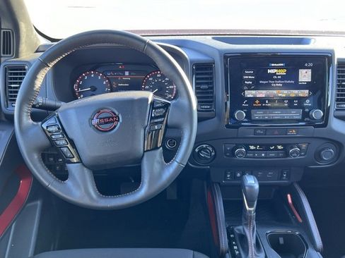 Used 2023 Nissan Frontier PRO-4X w/ Pro Convenience Package image 6