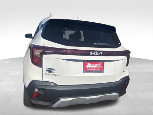 Certified 2025 Kia Seltos LX image 15