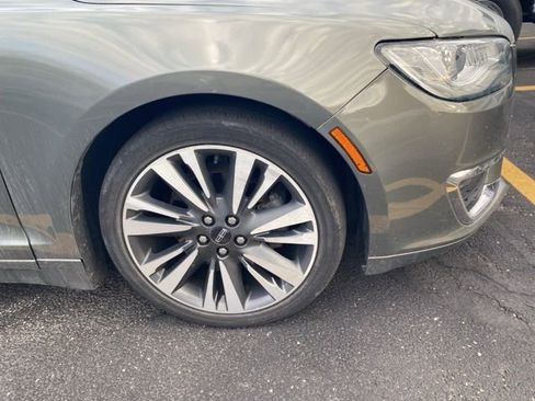 Used 2017 Lincoln MKZ Reserve image 6