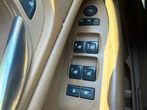 Used 2016 Cadillac Escalade Platinum AWD/4WD image 23