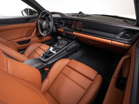 Used 2026 Porsche 911 GT3 RWD image 46